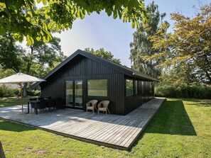 Exterior - Captivating Holiday Home in Falster With Terrace (Idestrup)