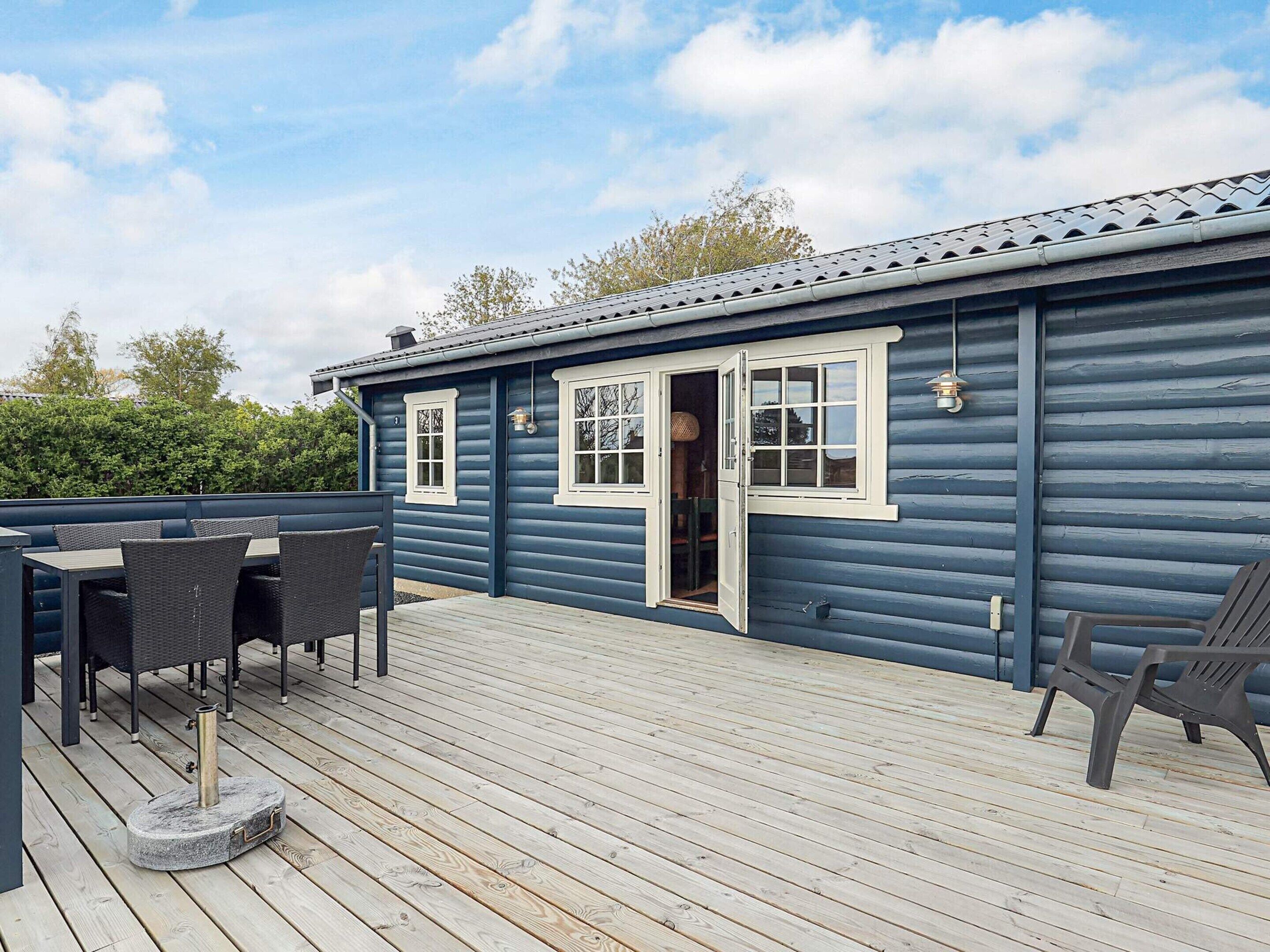 House | Outdoor dining
