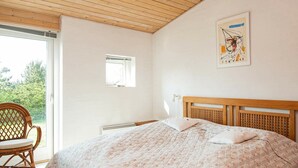 3 kamar tidur dan tempat tidur bayi