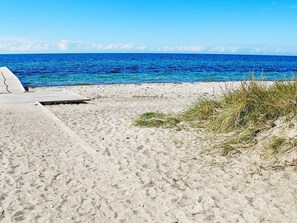 Beach - Lavish Holiday Home in Lolland With Whirlpool (Rodby)