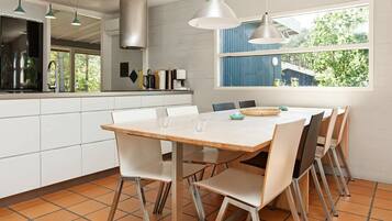 House | Private kitchen | Fridge, microwave, dishwasher, coffee/tea maker