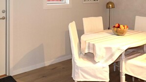 House | Dining