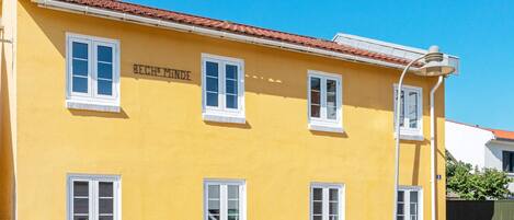 House | Exterior