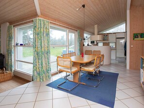 House | Dining