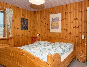 3 Schlafzimmer, Babybetten