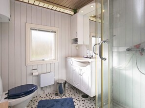 Bathroom - 6 Person Holiday Home in Struer (Struer)