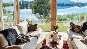 4 bedrooms, individually furnished
