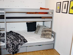 3 bedrooms, individually furnished