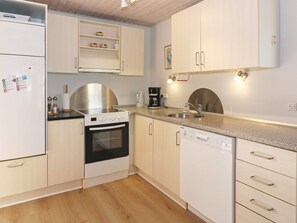 Hus | Eget kjøkken | Høy barnestol