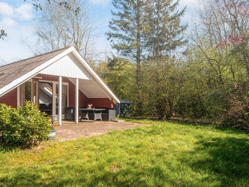 6 Person Holiday Home in Toftlund