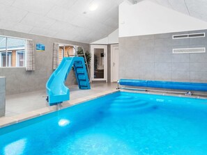 Ferienhaus | Pool | Innenpool, Außenpool