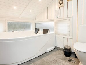 House | Bathroom