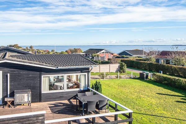 House | Water view