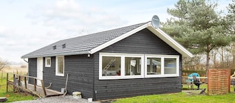 Holiday Home in Store Fuglede