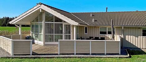 บริเวณภายนอก