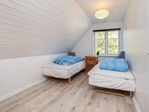 5 bedrooms, internet