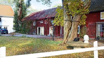 House | Bahagian luar