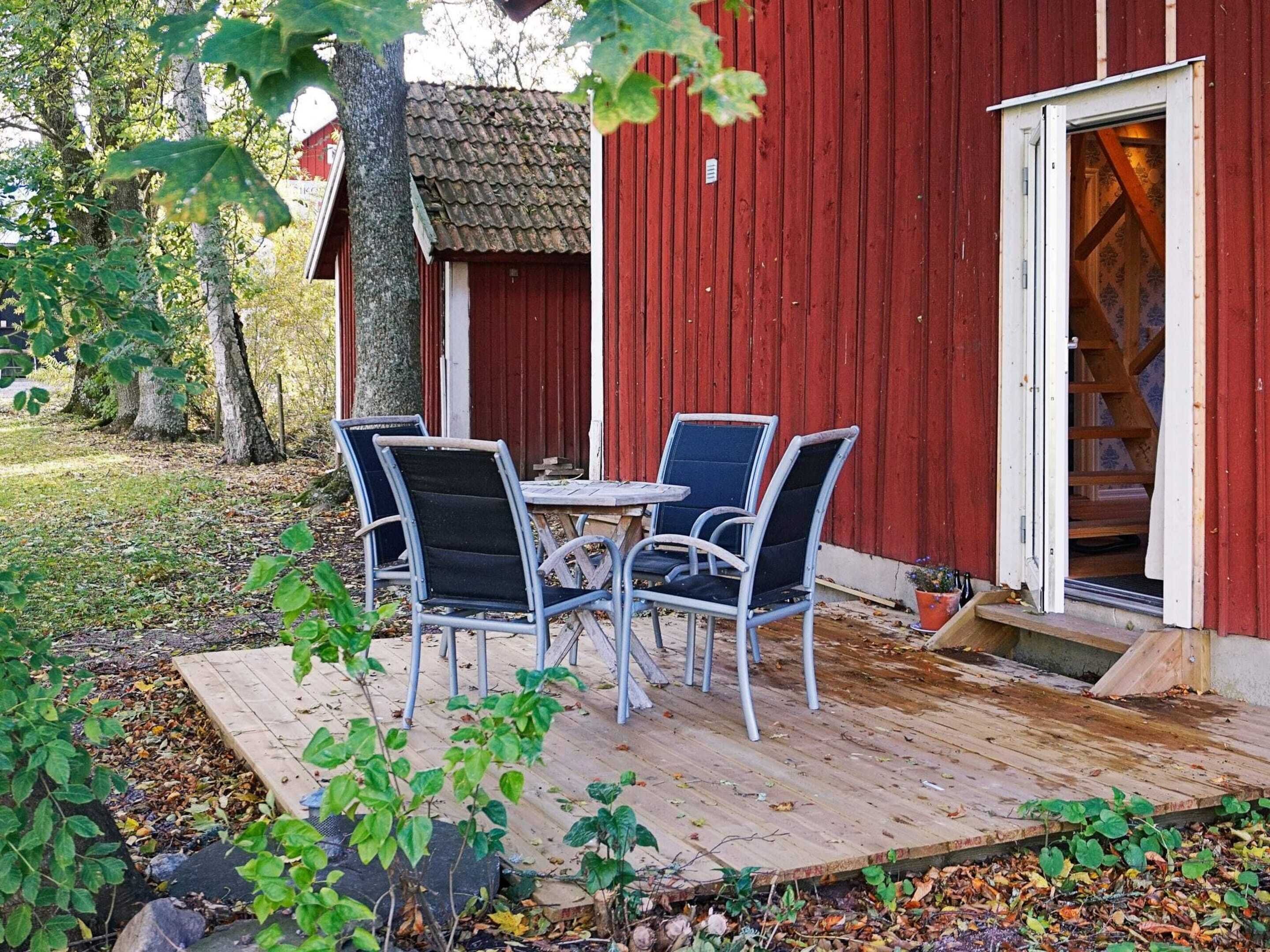 House | Tempat makan luar