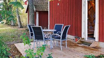 House | Tempat makan luar