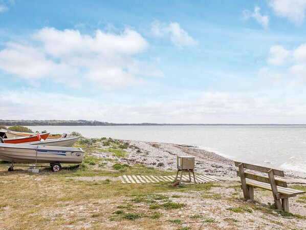 House | Beach - 14 Person Holiday Home in Sjaellands Odde (Sjællands Odde)