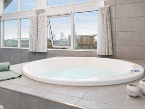 House | Spa treatment