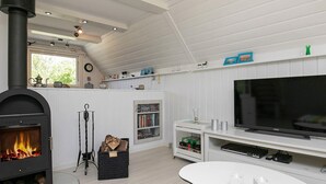 Unclassified image, 5 of 22, button - 4 Person Holiday Home in Hals (Hals)