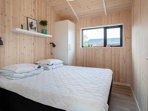 3 bedrooms