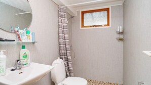 Ferienhaus | Badezimmer