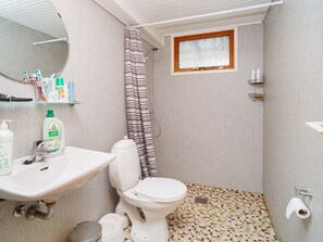 House | Bathroom - 6 Person Holiday Home in Vig (Vig)