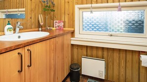 House | Bathroom