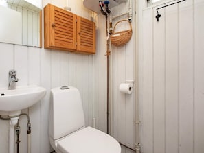 Bathroom - 4 Person Holiday Home in Eskebjerg (Eskebjerg)
