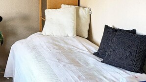 Uklassifisert bilde, 3 av 19, knapp