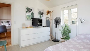 4 bedrooms, cribs/infant beds - Holiday Home in Nykøbing Sj (Nykobing Sjaelland)