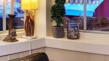 2 bedrooms, individually furnished