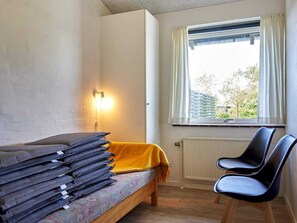 4 bedrooms