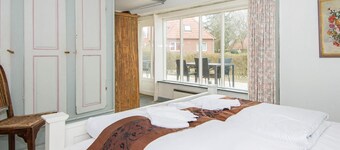 10 Person Holiday Home in Hojer