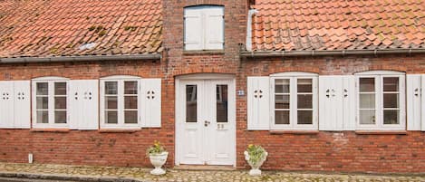 House | Exterior