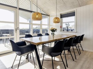 House | Dining
