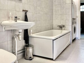 Shower - 4 Person Holiday Home in Värmdö (Varmdo)