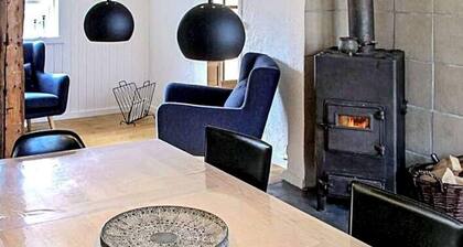 Seaside Retreat in Bandholm-by Traum