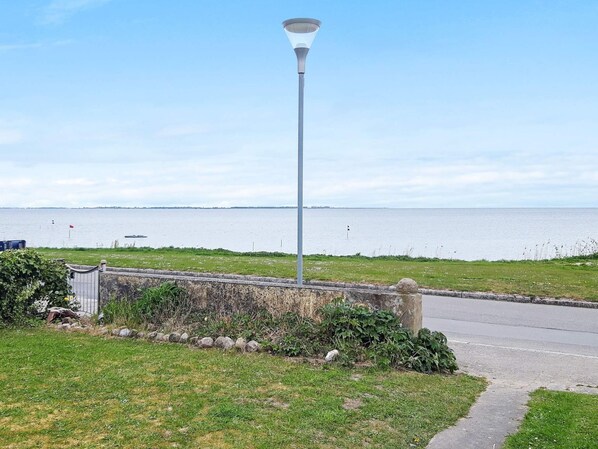 House | Water view