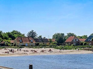 House | Beach - Seaside Retreat in Bandholm-by Traum (Bandholm)