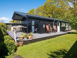 Exterior - Holiday Home in Juelsminde (Horsens)