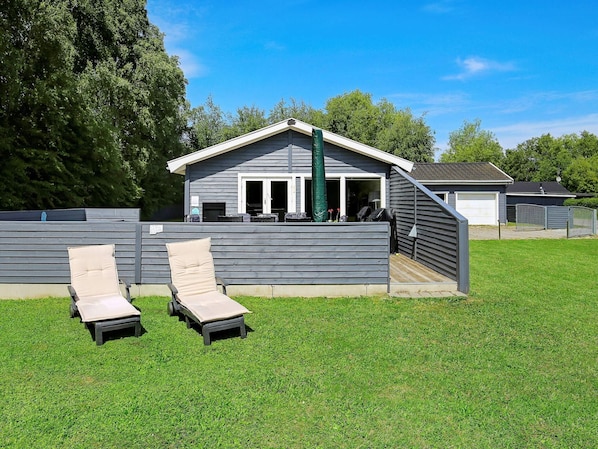 House | Terrace/patio