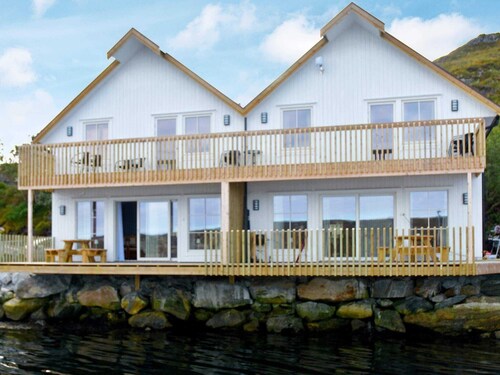 6 Person Holiday Home in Dyrvik