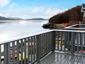 Terrace/patio - 8 Person Holiday Home in Vatne (Ålesund)