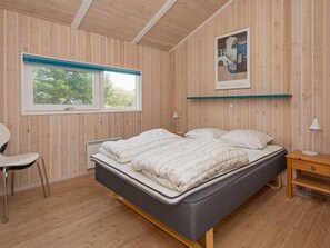4 bedrooms - 8 Person Holiday Home in Glesborg (Glesborg)