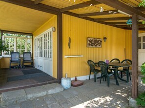 House | Dining