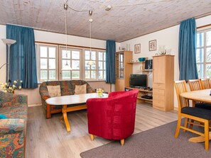 House | Living area | TV - 4 Person Holiday Home in Nordborg (Nordborg)