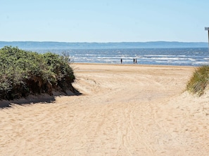 Beach - 3 Person Holiday Home in Mellbystrand (Mellbystrand)